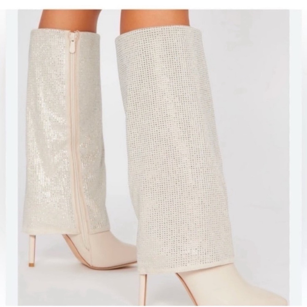 Elegant Cream Knee-High Boots new with box